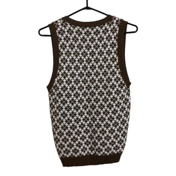 Brandy Melville Women's Knit Sweater Vest - Picture 3 of 6